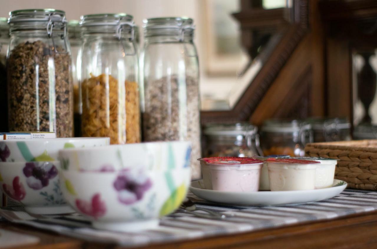 Pontyclerc Farm House Bed And Breakfast Ammanford Zewnętrze zdjęcie